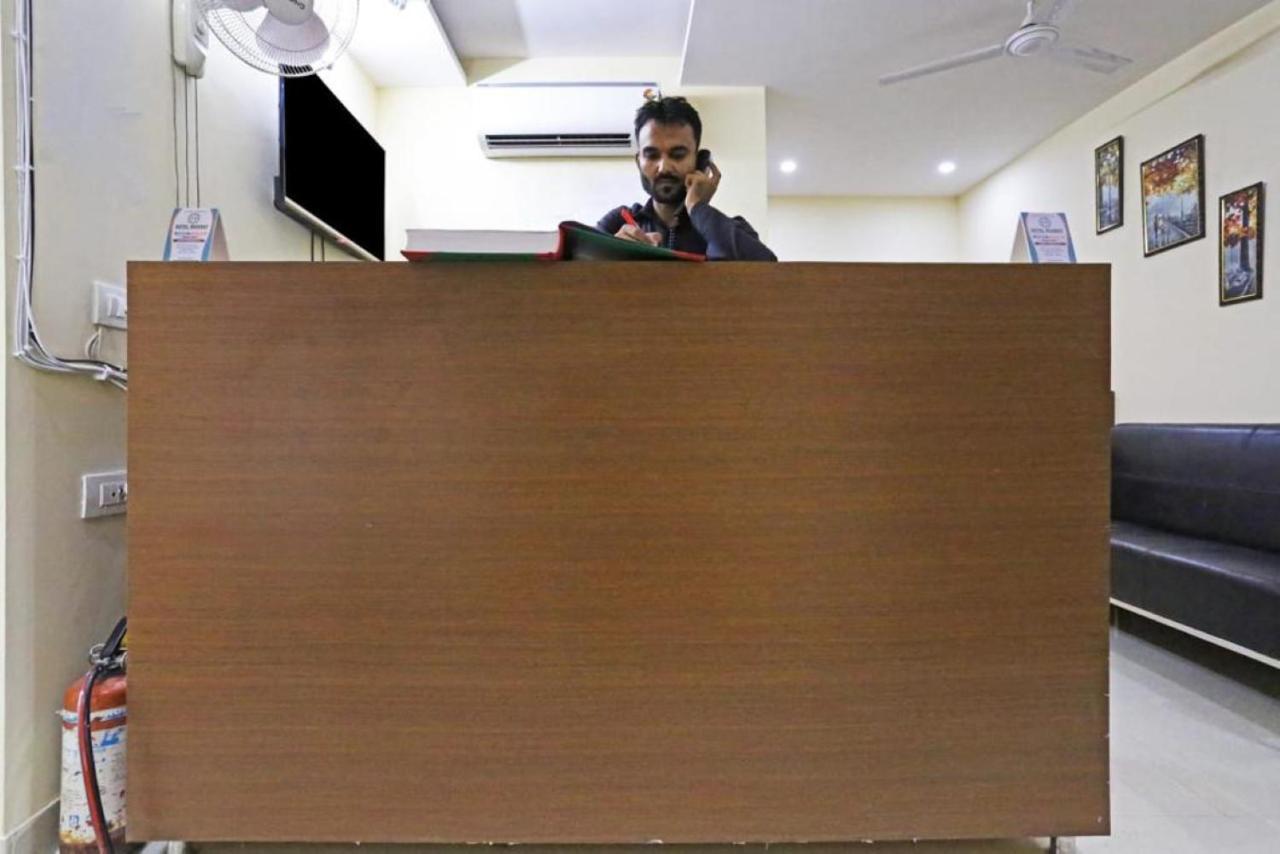 Hotel Mannat Bhera Enclave Nova Deli Exterior foto